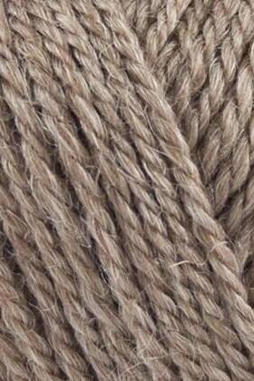 No.4 / Organic wool nettles /  Sand v818