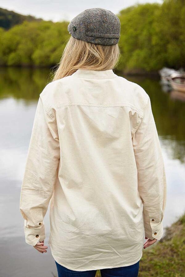 Klassisk Hør skjorte i naturfarve/ Made in Ireland