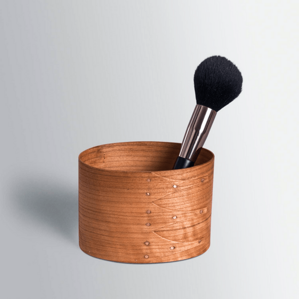 Shaker blyantsholder i kirsebærtræ – Shaker by  Rikke Falkow