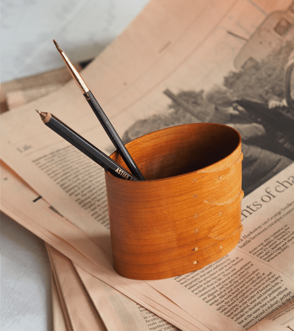Shaker blyantsholder i kirsebærtræ – Shaker by  Rikke Falkow