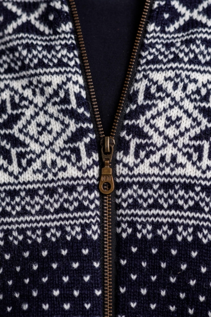 Norsk strik Cardigan i uld  - Mørkeblå med fliskrave - unisex 