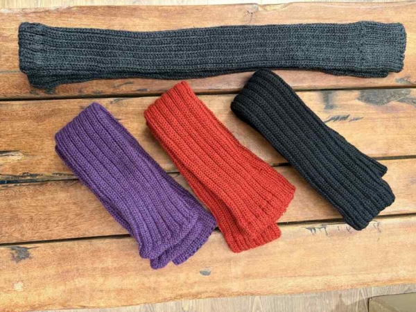 Benvarmere/ 100% uld/ Rød