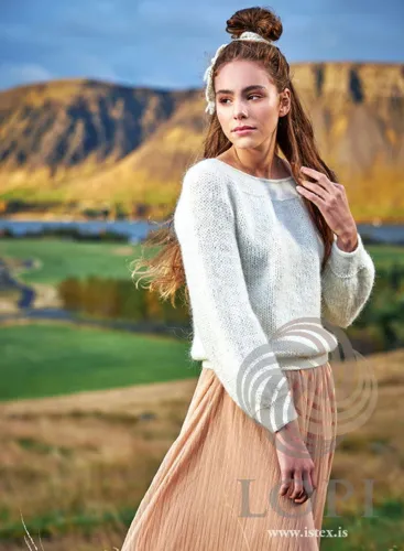 39-2 Saga án fléttu Strikkeopskrift sweater i Álafoss lopi og Léttlopi PDF