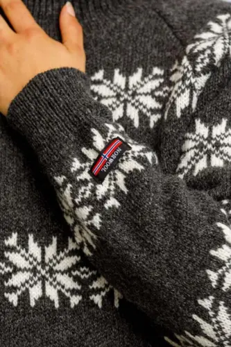 Uldsweater / Koksgrå med hvide stjerner