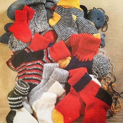 93-1 Hosuband ~ Strømper