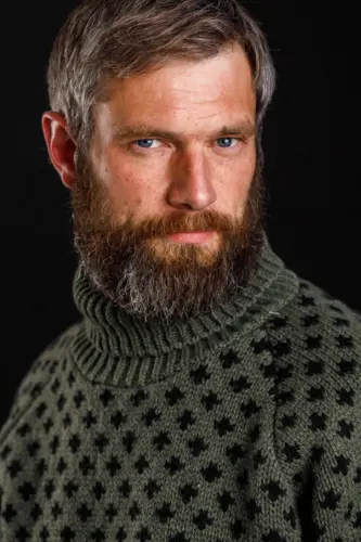 Islænder sweater / Rullekrave / Mørk olive / Norwool
