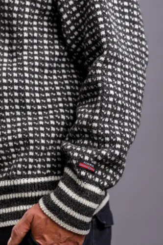 Færøsk sweater / Rund hals / Koksgrå / Norwool