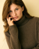 Apollon Turtle i cashmere og merino – lun luksus med høj hals - cacao