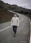41-3 Klukk! Strikkeopskrift sweater i Álafoss lopi PDF