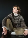 42-15 Ugla Strikkeopskrift sweater i Plötulopi (pladegarn) og Einband PDF
