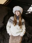 44-21 Eyjar Strikkeopskrift sweater i Plötulopi (pladegarn) PDF