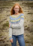 45-15 Sigur Strikkeopskrift cardigan i Fjallalopi (engelsk) PDF