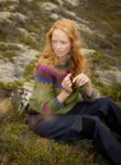 45-9 Mói Strikkeopskrift sweater i Fjallalopi (tysk) trykt