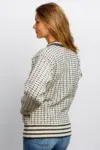 Færøsk uldsweater med rund hals i 100% ren uld / Råhvid