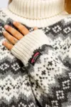 Islænder sweater - Naturhvid med gråt færøsk mønster