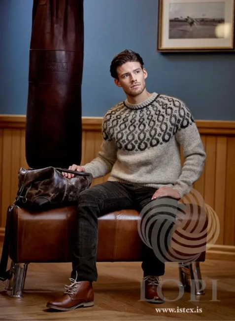 Eilíf 38-6 – Strikkeopskrift på sweater i Léttlopi