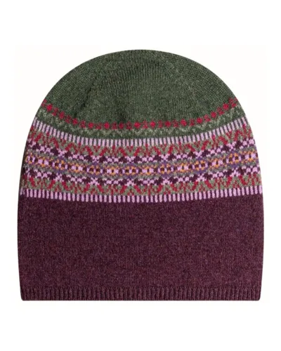 Éribe Alloa Beanie – Tyrian-Thistle | Fair Isle hue i 100 % merinould