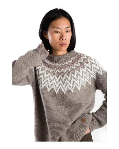 Che Che sweater / Håndstrikket, høj hals / Brown / Fuza Wool